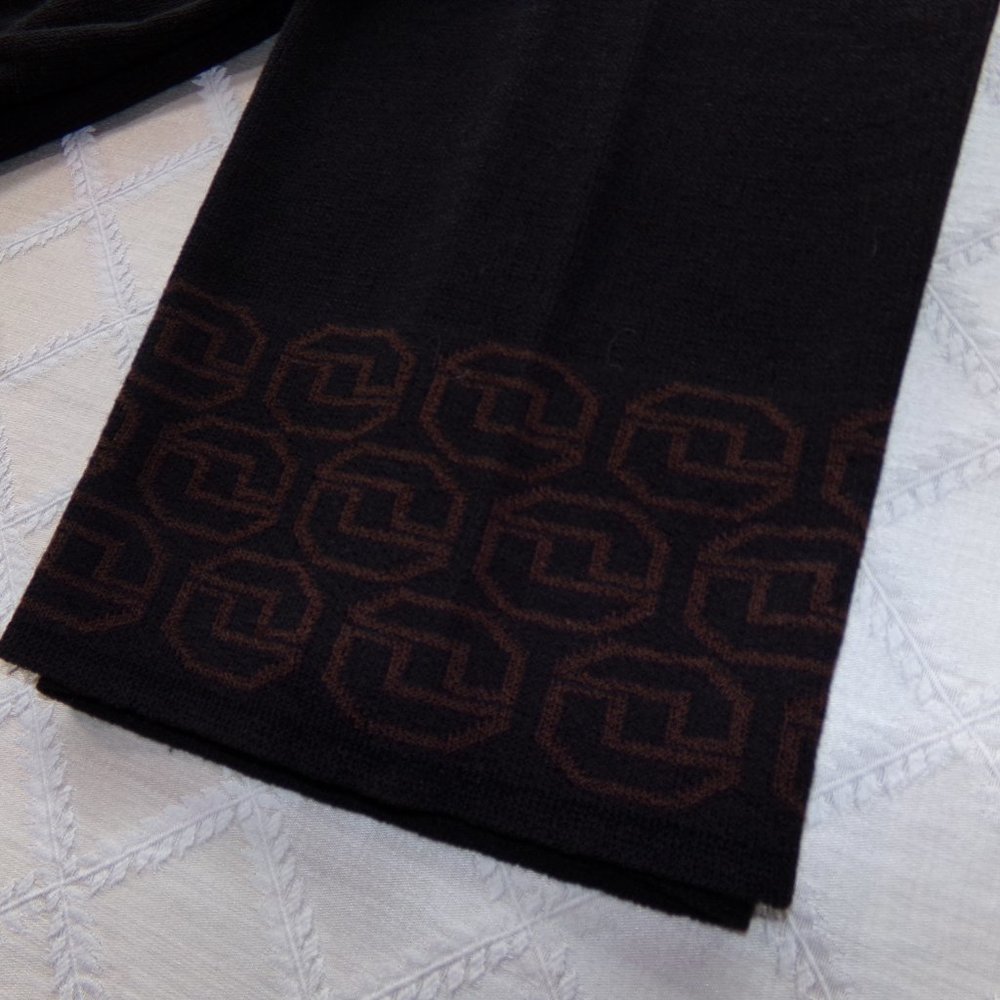 2 Pc Roni Rabl Suit - Picture 9 of 13